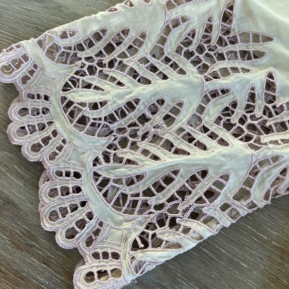 3/$30 Bundle deal! Lightweight cut out blouse with blush pink detailing. - Picture 5 of 5